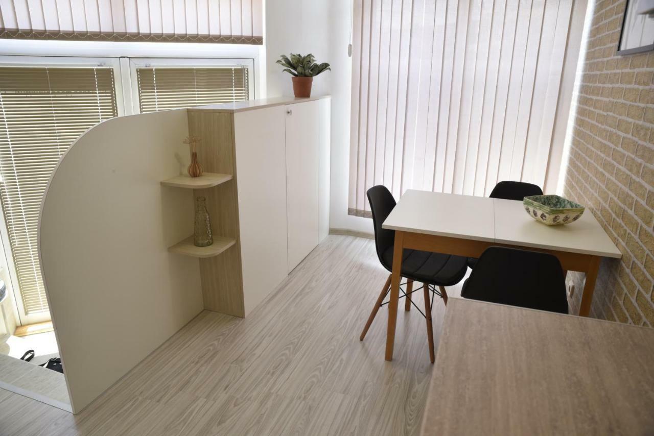 Apartament Studio Toni Sliwen Zewnętrze zdjęcie